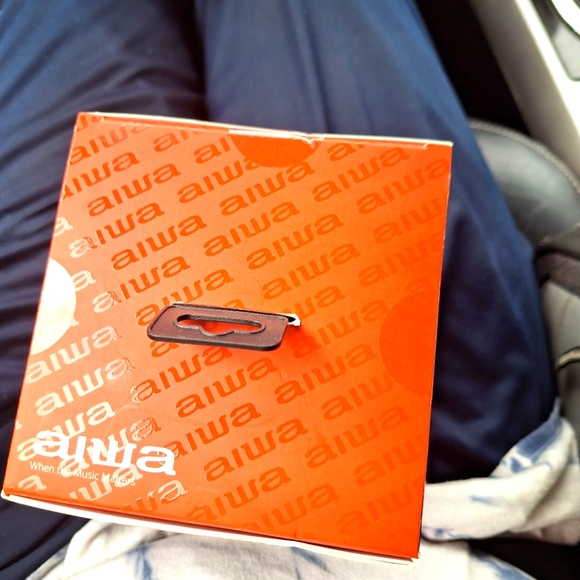 NEW AIWA Exos Go AI6001-BLK Wireless Bluetooth Speaker Waterproof - Picture 6 of 11